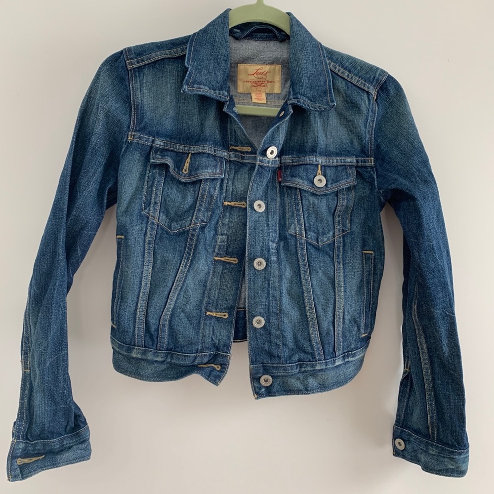 Levi’s denim jacket - xs